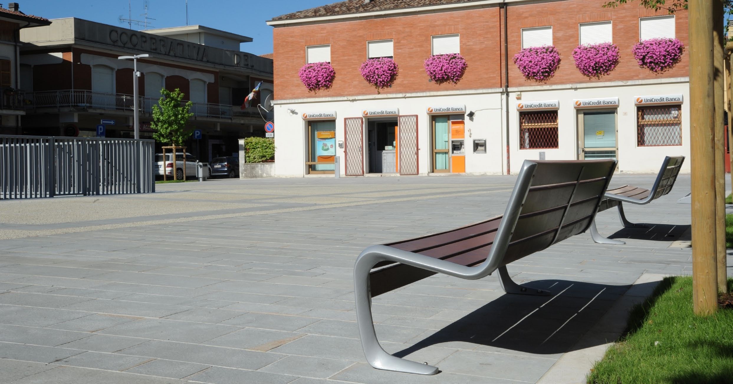 Деревянная скамья со спинкой Neri Carya ARCH-00069265 - Вид №1