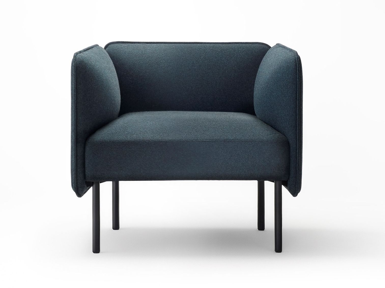 Тканевое кресло с подлокотниками Ross Gardam Adapt ARCH-00059799 - Вид №1