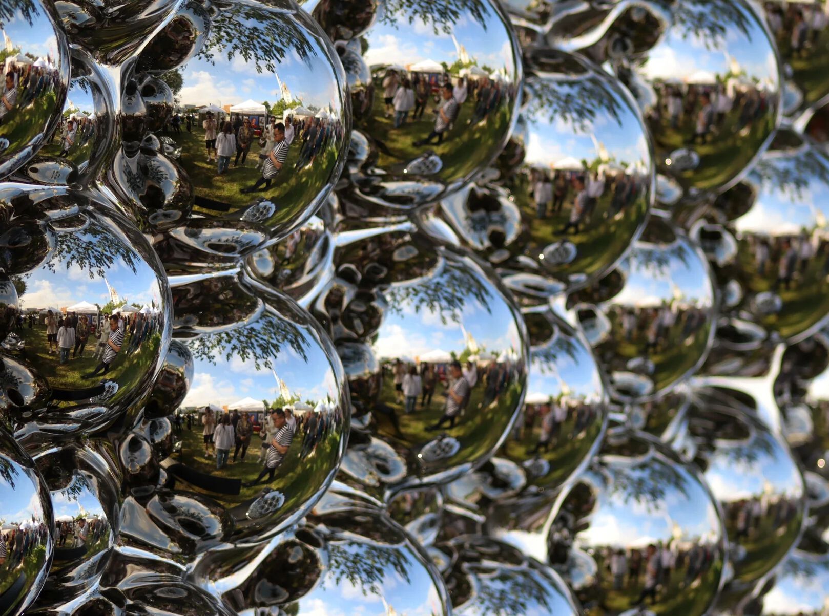 Декоративный предмет стеклянной стены PlusObject BUBBLES ARCH-00073589 - Вид №1