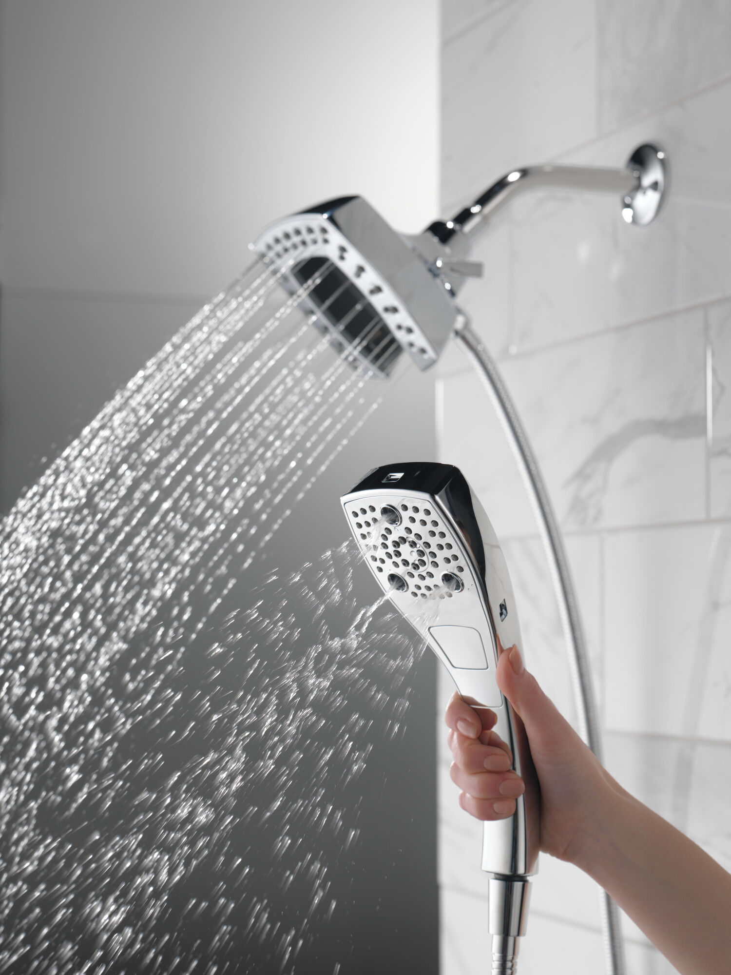58474-25 H2Okinetic® In2ition® Душ два в одном с 5 настройками Delta Faucet Universal Showering Хром  - Вид №6
