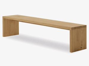 Скамейка из массива дерева