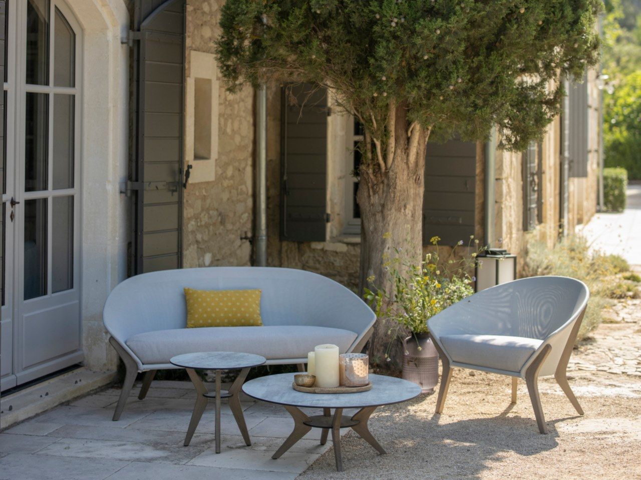 Деревянный круглый журнальный столик Les Jardins® ARCH-00088751