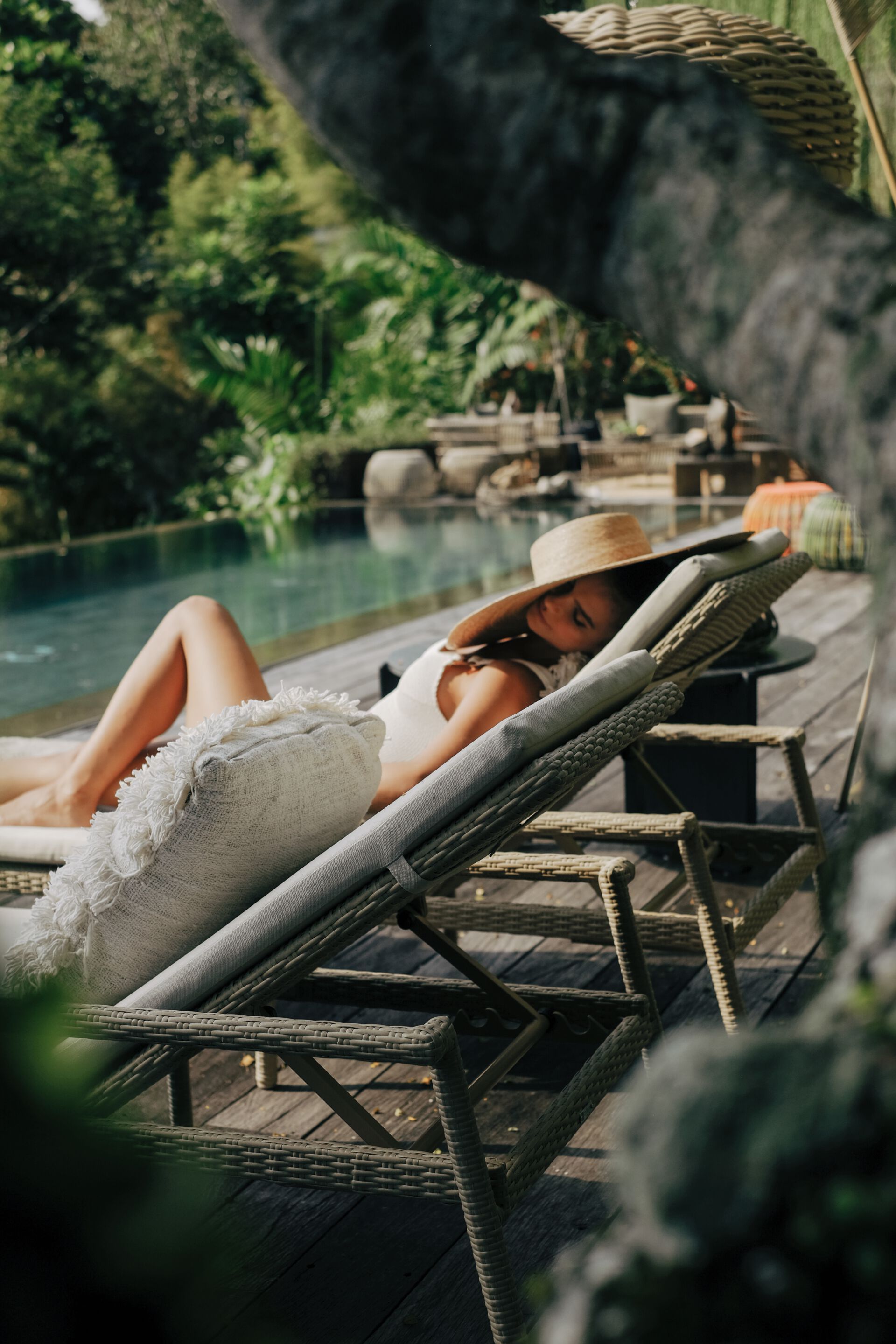 Шезлонг из синтетического волокна с подлокотниками cbdesign Maldives ARCH-00105884 - Вид №3