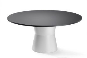 Круглый стол из инженерного пластика и ламинат