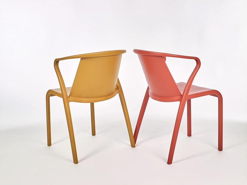 Ezpeleta Штабелируемый садовый стул из полипропилена с подлокотниками  Mn-fad00  - Вид №4