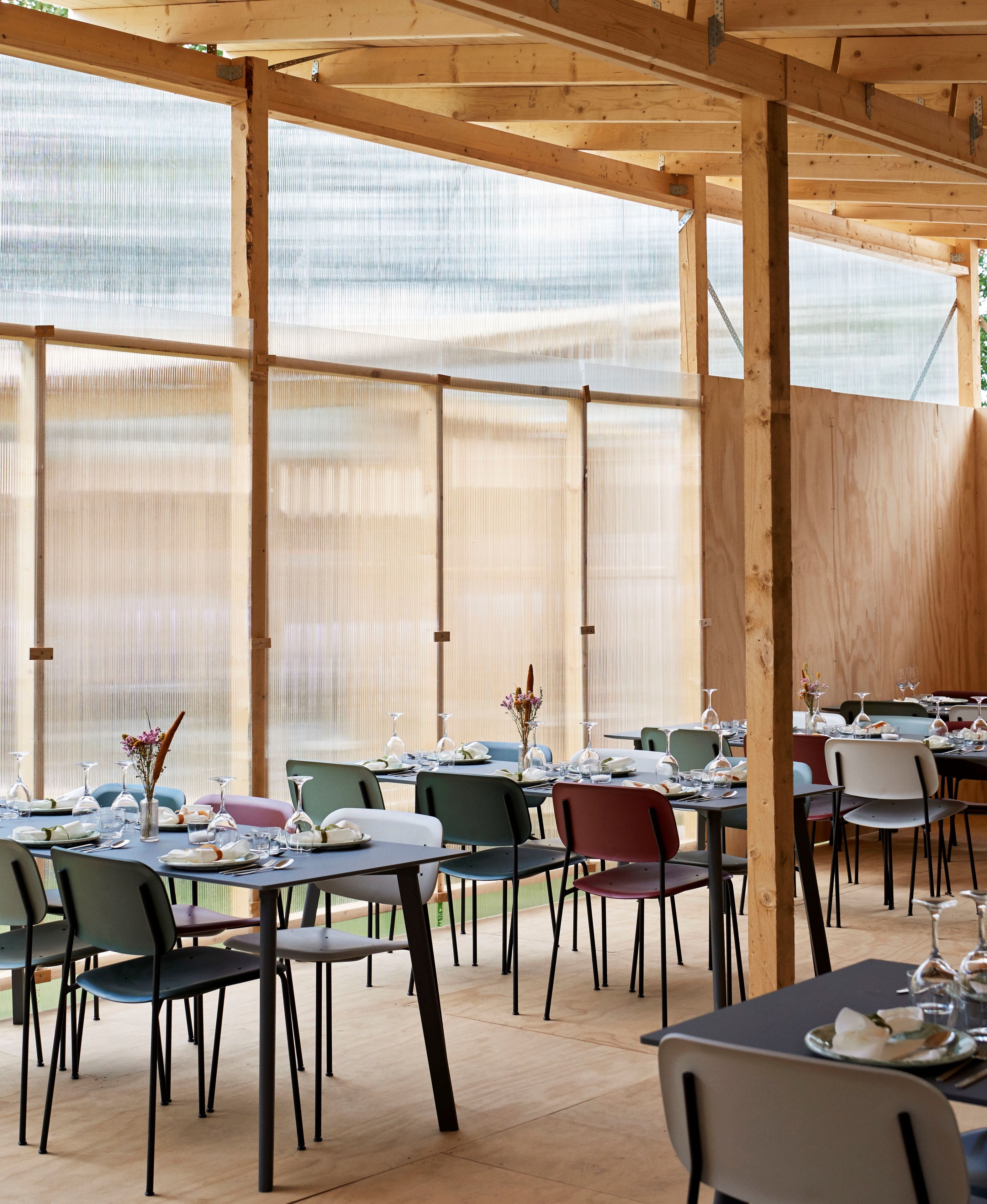 Штабелируемый стул из стали и дерева Hay Soft Edge ARCH-00113713 - Вид №29