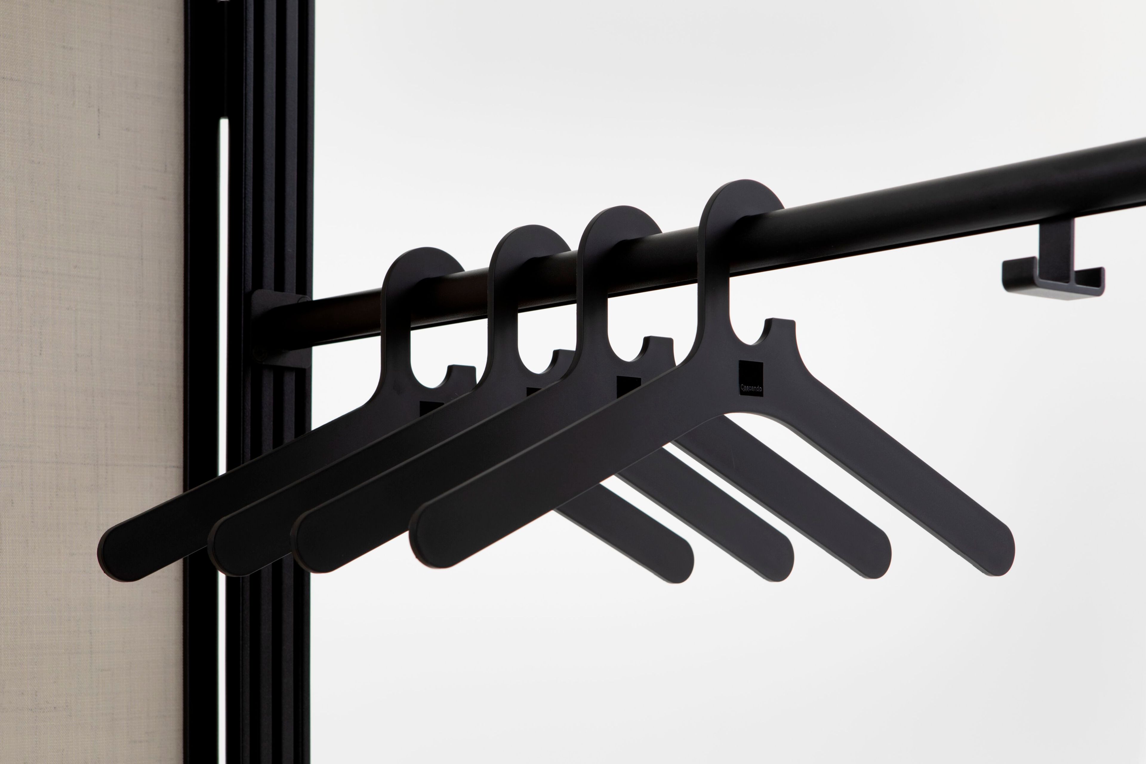 Алюминиевая напольная вешалка с порошковым покрытием Cascando патио ARCH-00134299 - Вид №1