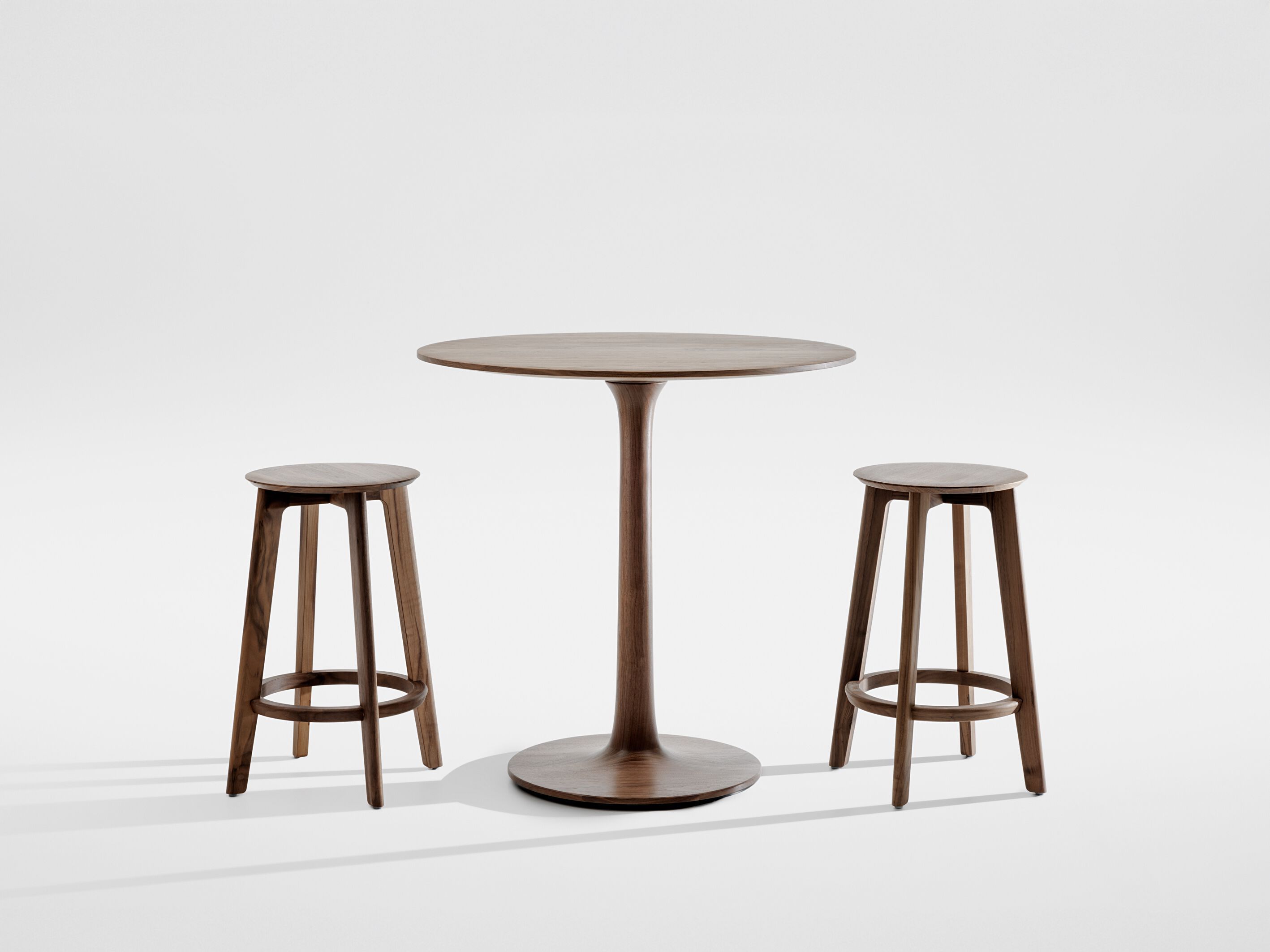 Высокий круглый деревянный стол ZEITRAUM Turntable ARCH-00149920 - Вид №1