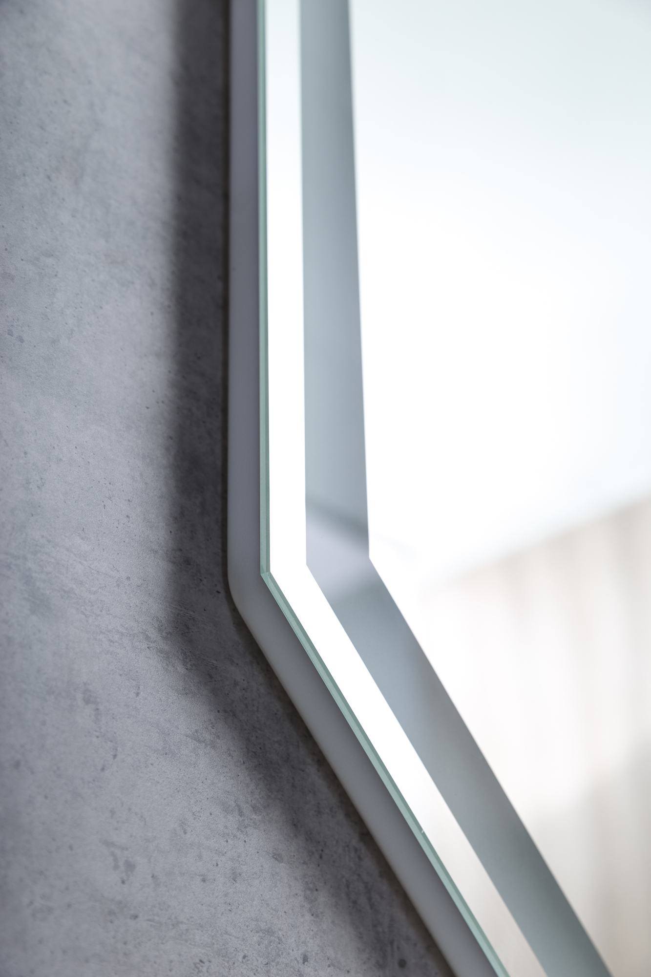 Зеркало с встроенным светильником и сенсорным выключателем BelBagno SPC-OTT-1000-800-LED-TCH  - Вид №2