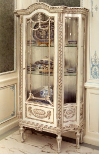 Витрина  FRANCESCO MOLON V103