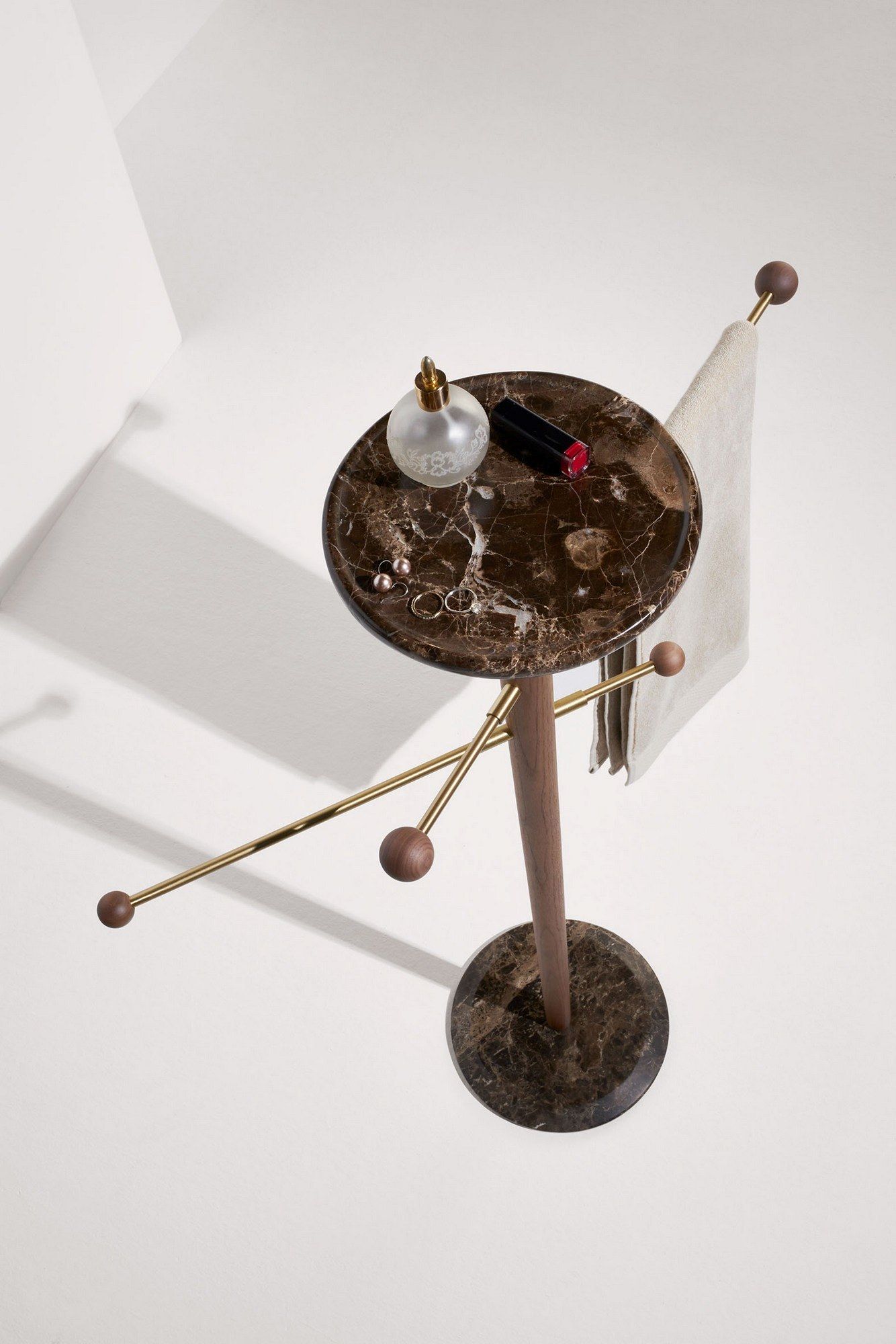 Деревянный напольный держатель для полотенец NOMON моменты ARCH-00093972 - Вид №6