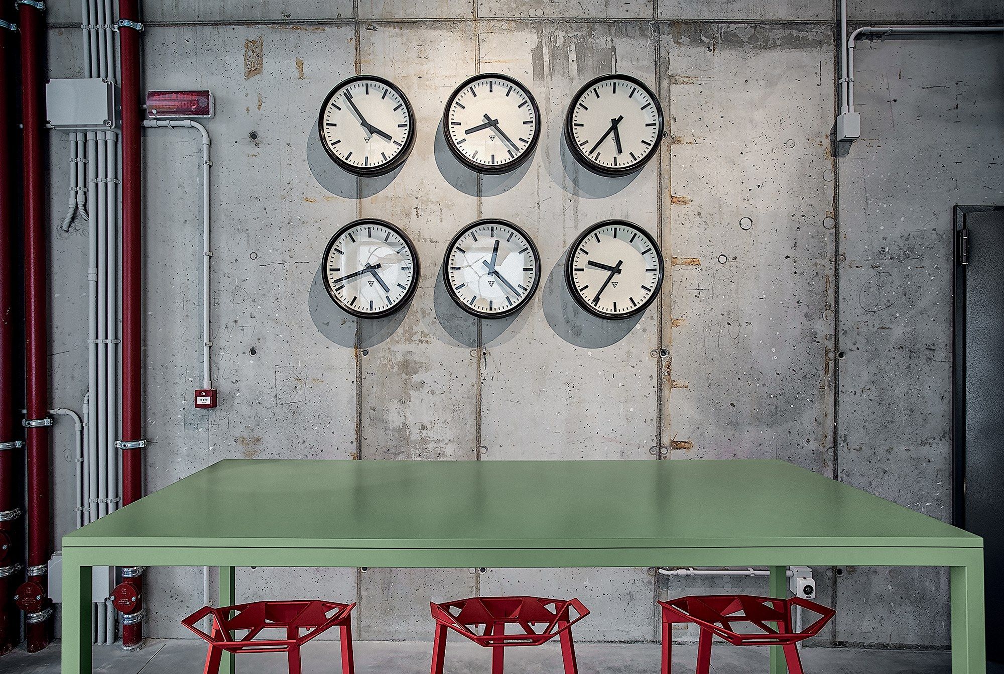 Прямоугольный металлический стол Fantin Still ARCH-00018987 - Вид №2