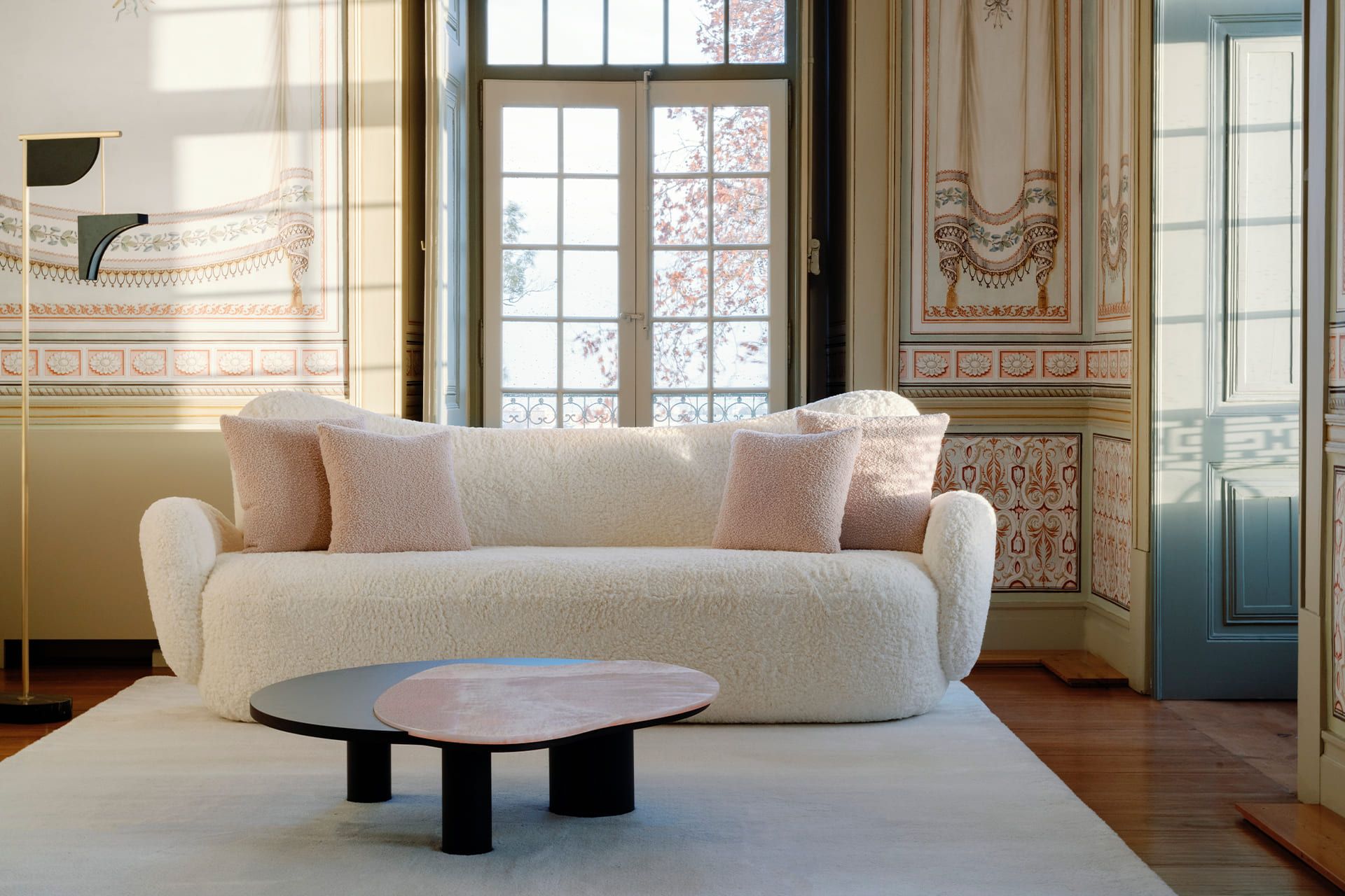 Низкий журнальный столик из розового дуба и оникса Greenapple Bordeira ARCH-00137160 - Вид №4