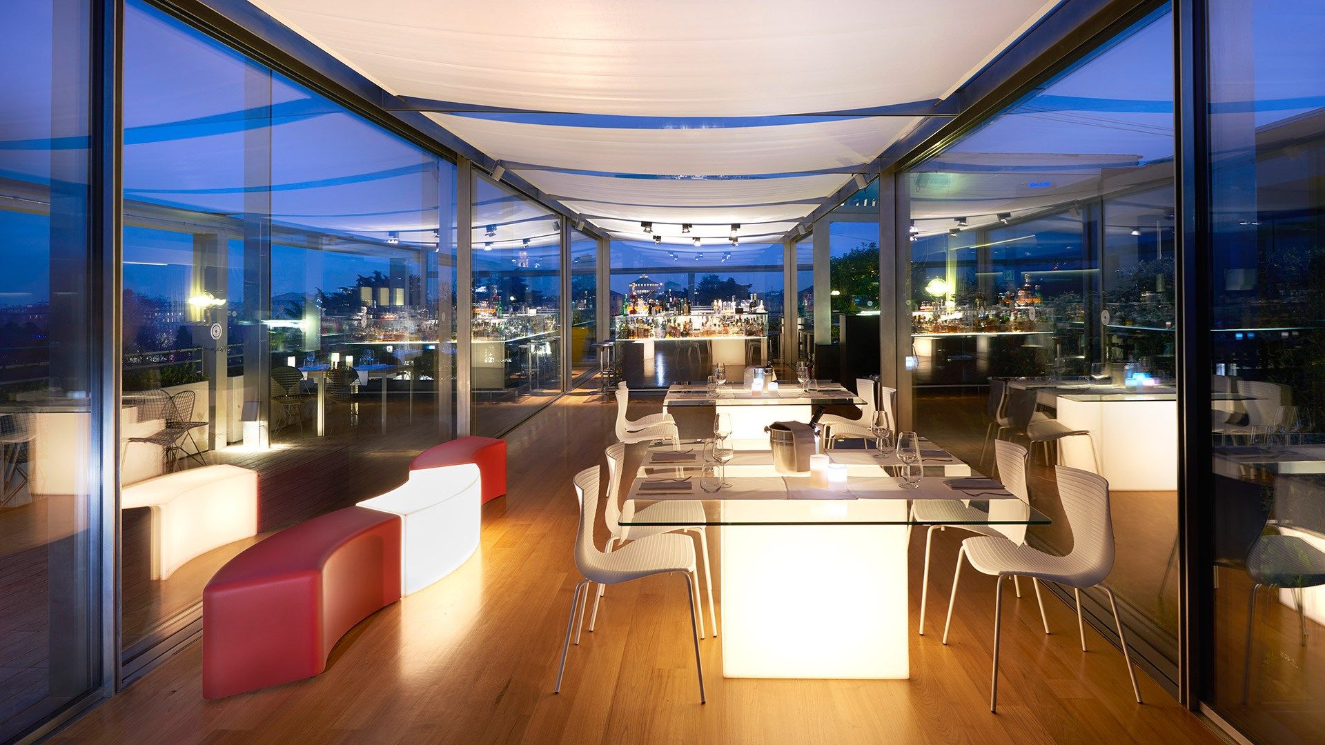 Квадратный стол из полиэтилена SLIDE SQUARE ARCH-00018911 - Вид №1