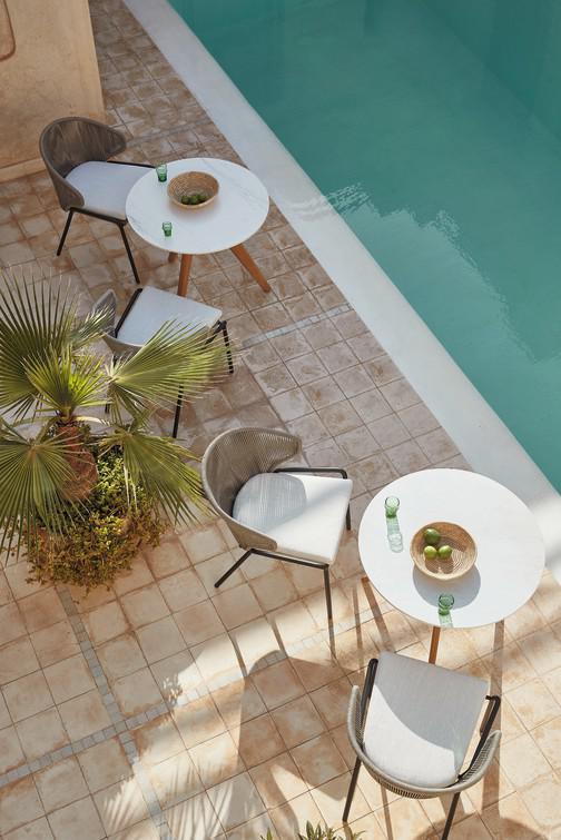 MNST971 Обеденный стол teak nero ⌀148см Manutti Torsa - Вид №20