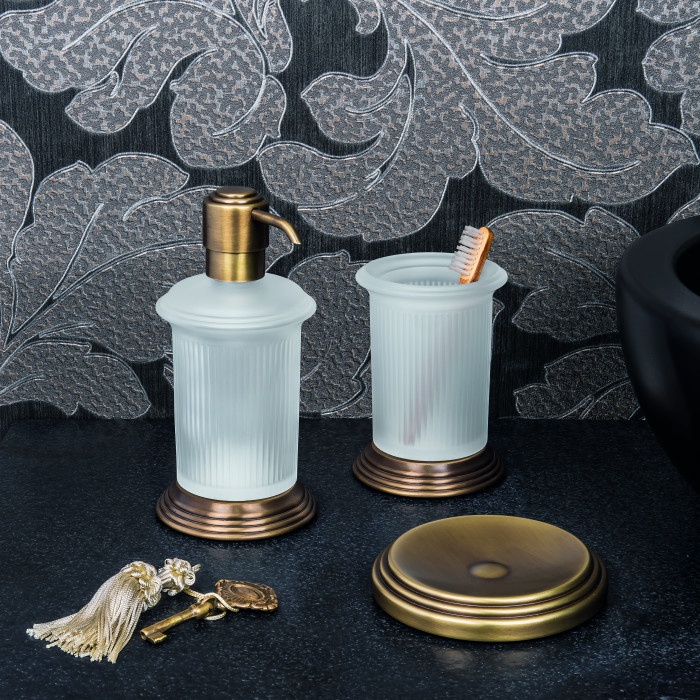 B3341 BR Стакан настольный (бронза) COLOMBO HERMITAGE Colombo Design - Вид №1