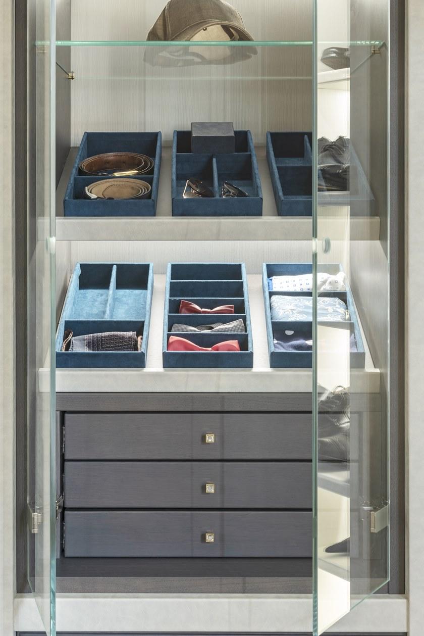 Martini Interiors Гардеробная из дуба со встроенной подсветкой на заказ Essenza sun-id-1504495 - Вид №4