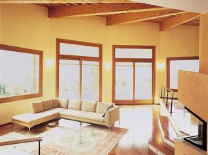 Алюминиевые и деревянные раздвижные двери-окна