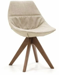 PIANCA Мягкое кресло из ткани с деревянными спицами