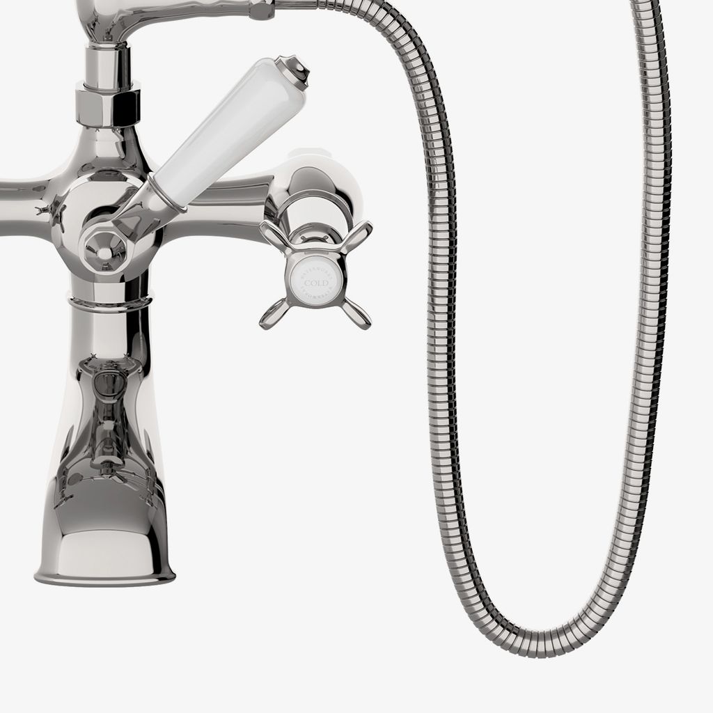 EAXT21 Наполнитель для открытых ванн Easton Classic, ручной душ из белого фарфора и рычажный переключатель с отметками из белого фарфора Waterworks  - Вид №1