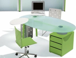 NEWTOM by Ultom Овальный стеклянный стол с ящиками Isotta