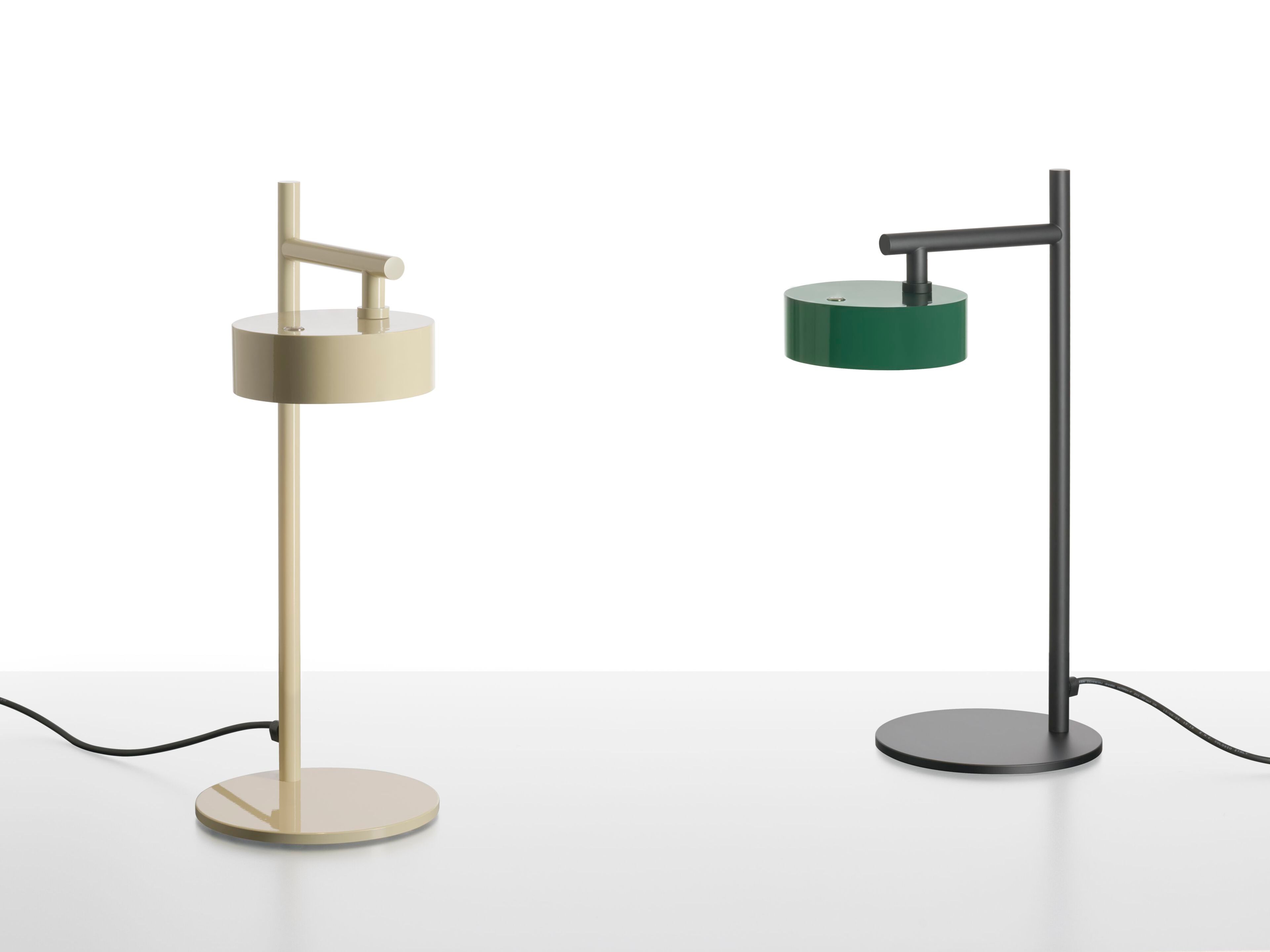 Металлическая светодиодная наружная настольная лампа Oluce Berlin ARCH-00001276