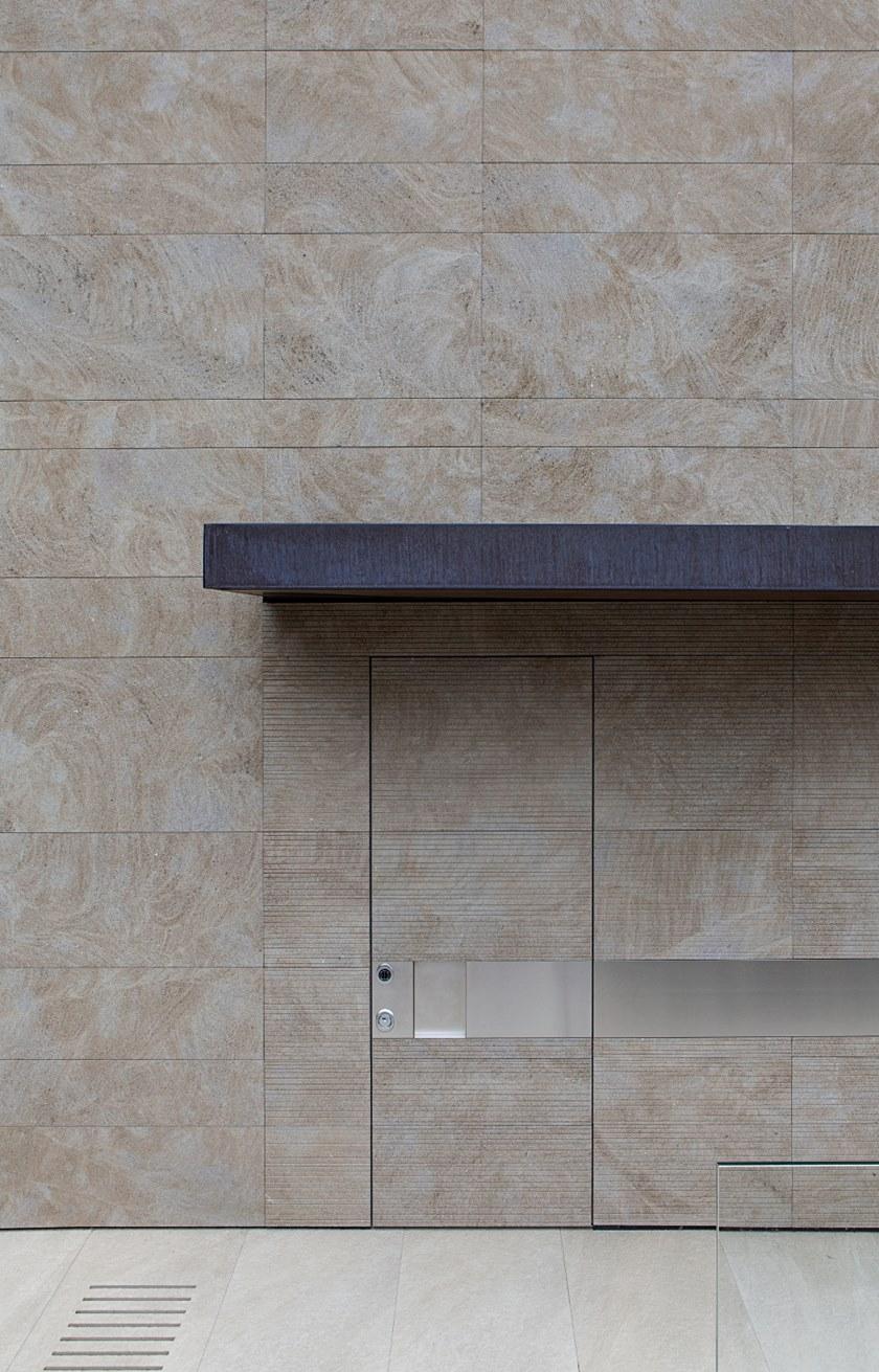 OIKOS VENEZIA Бронированная входная дверь с облицовкой камнем Tekno sun-id-1437074 - Вид №1