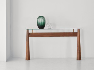 Прямоугольная консоль из дерева и стекла