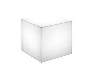 Низкий светящийся садовый стул из полиэтилена без спинки