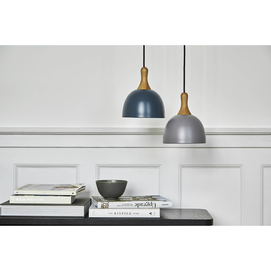Лампа подвесная Topp, D17,6 см, синяя матовая/дуб Frandsen 1399304001 - Вид №1