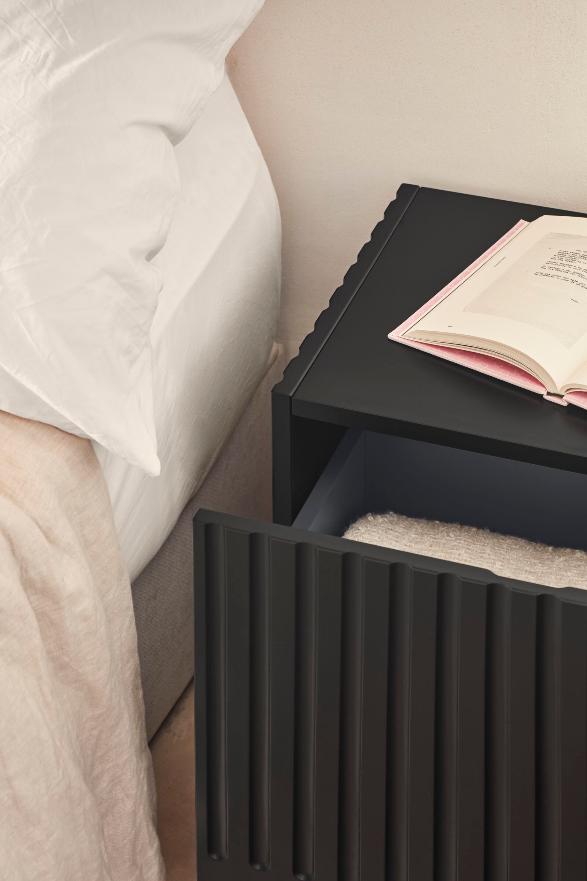 Прикроватная тумбочка из МДФ TEULAT Doric ARCH-00049353 - Вид №6