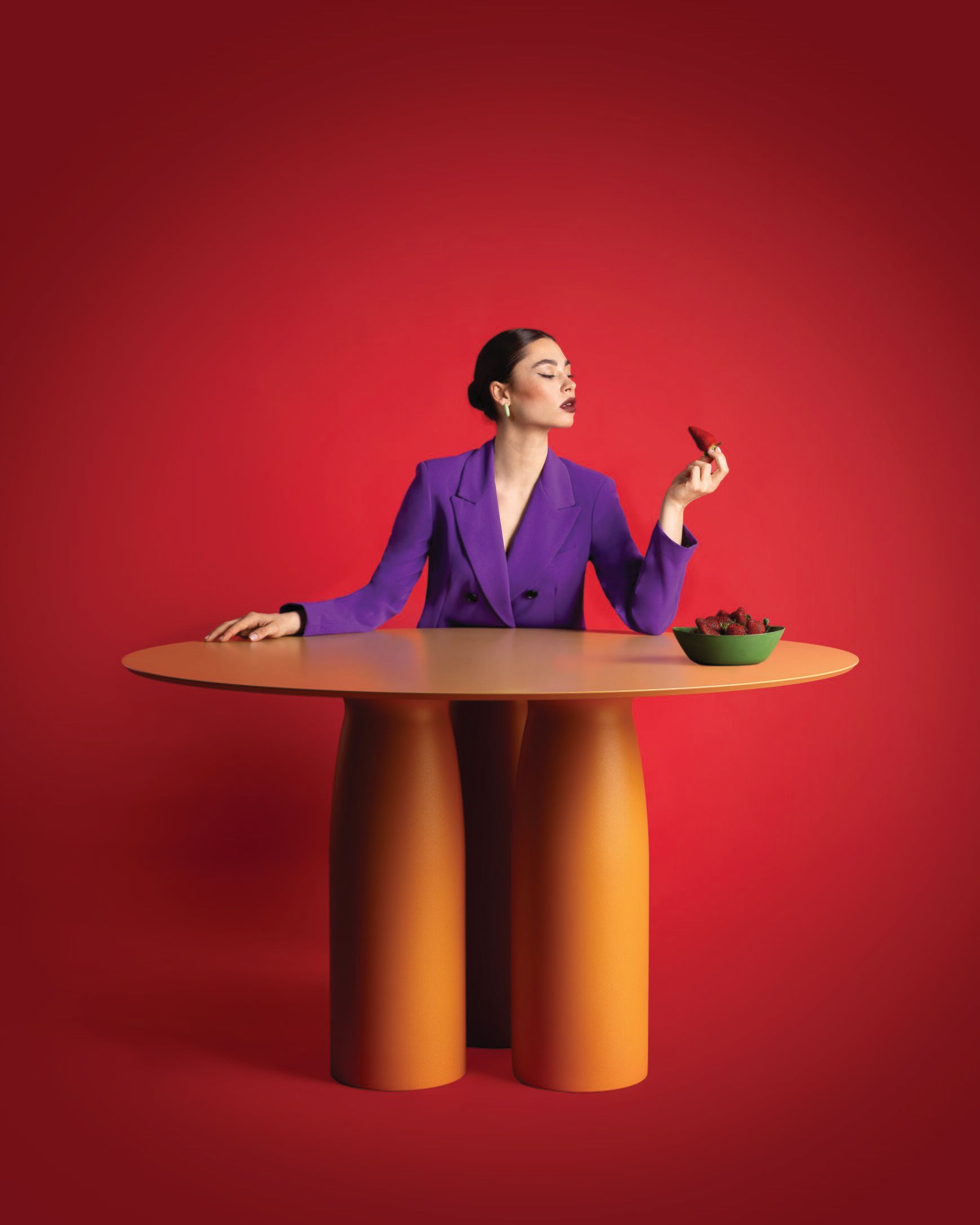 Круглый обеденный стол из полиэтилена с верхней частью HPL Qeeboo Toto, Totino, Tata ARCH-00146864 - Вид №3