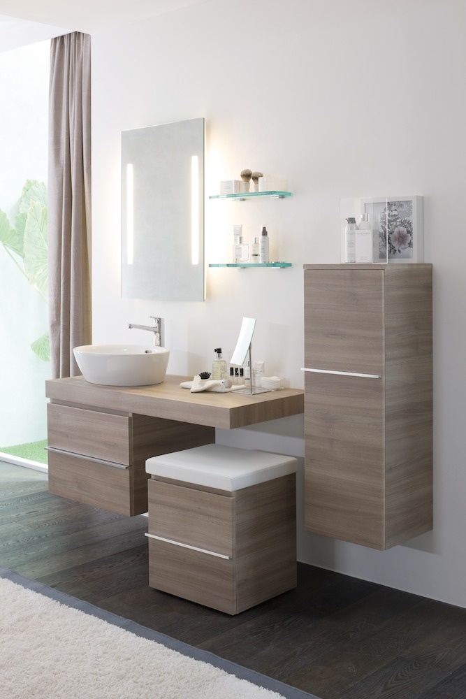 H4020120754751 Шкафчик средний, 2 полки стеклянные, петли справа LAUFEN PRO - Вид №1