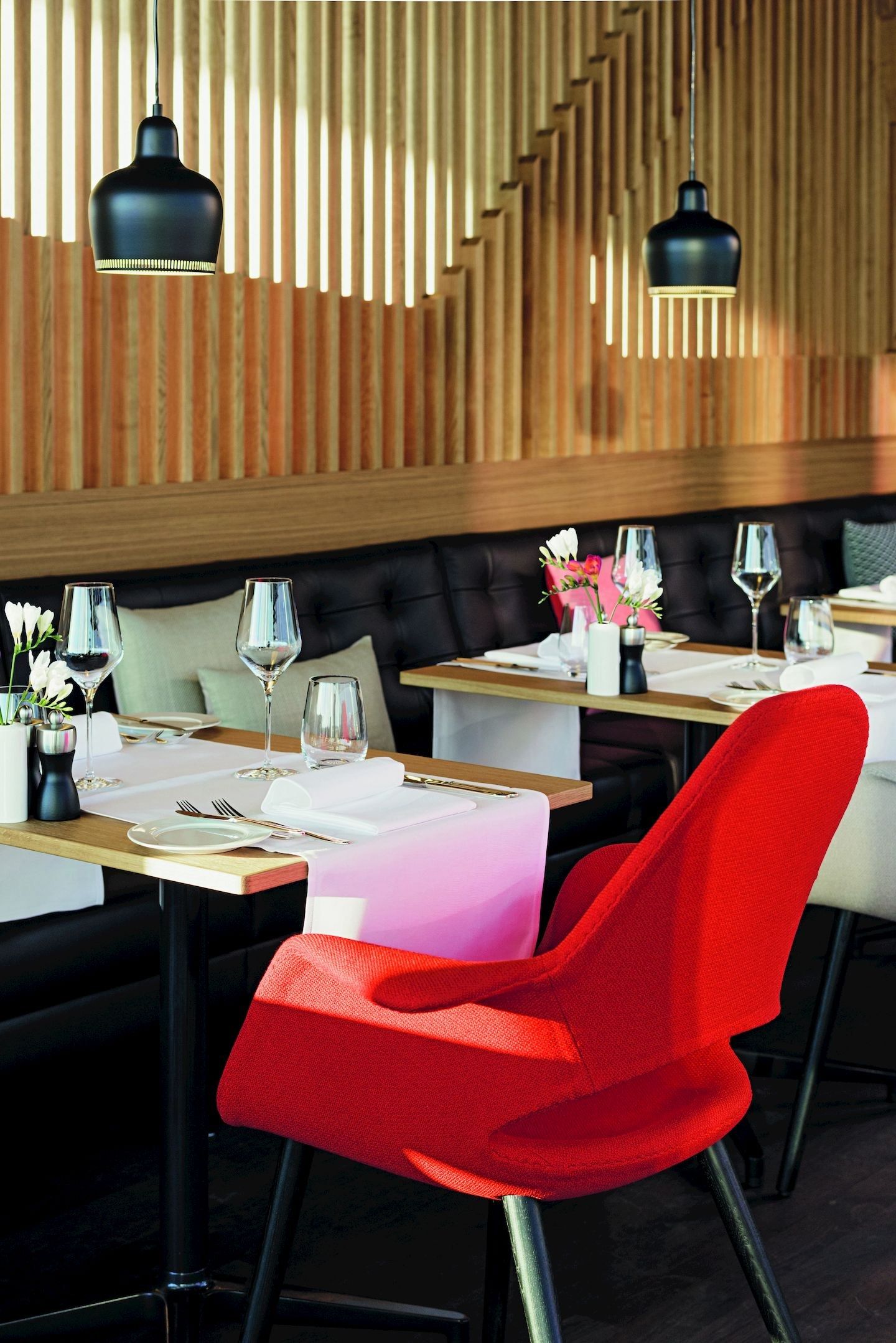 Прямоугольный стол из стали и дерева со спицевым основанием VITRA Bistro Table ARCH-00069729 - Вид №6