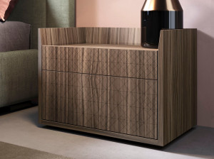 Прямоугольная прикроватная тумбочка из орехового дерева с ящиками