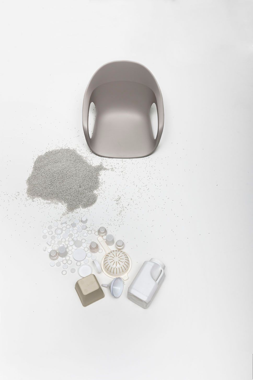 Рециркулированный пластиковый стул с подлокотниками Kristalia Elephantino ARCH-00078244 - Вид №1