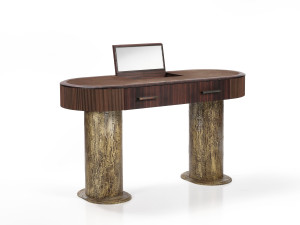 Мобильный туалетный столик