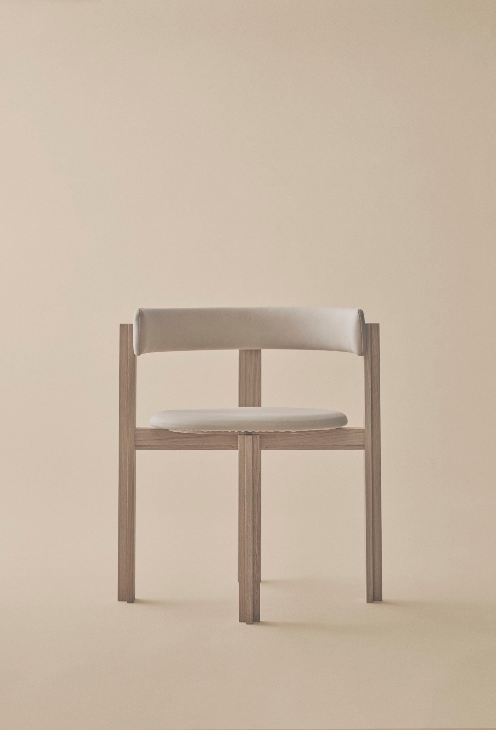Дубовый стул с мягким сиденьем Karakter Principal ARCH-00109418 - Вид №2