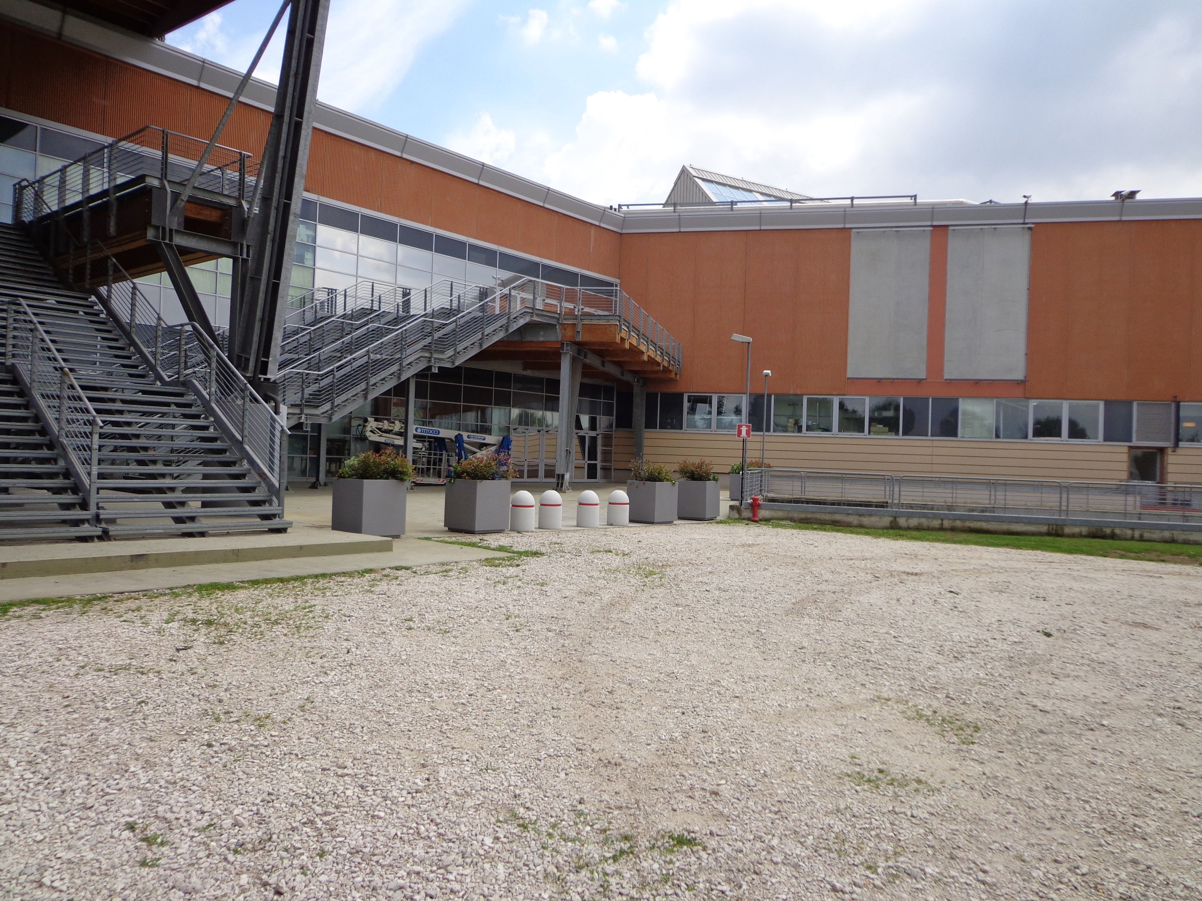 Квадратный плантатор из оцинкованного листа Viscio Urban Design FIORIERA ANTITERRORISMO ARCH-00086632 - Вид №37