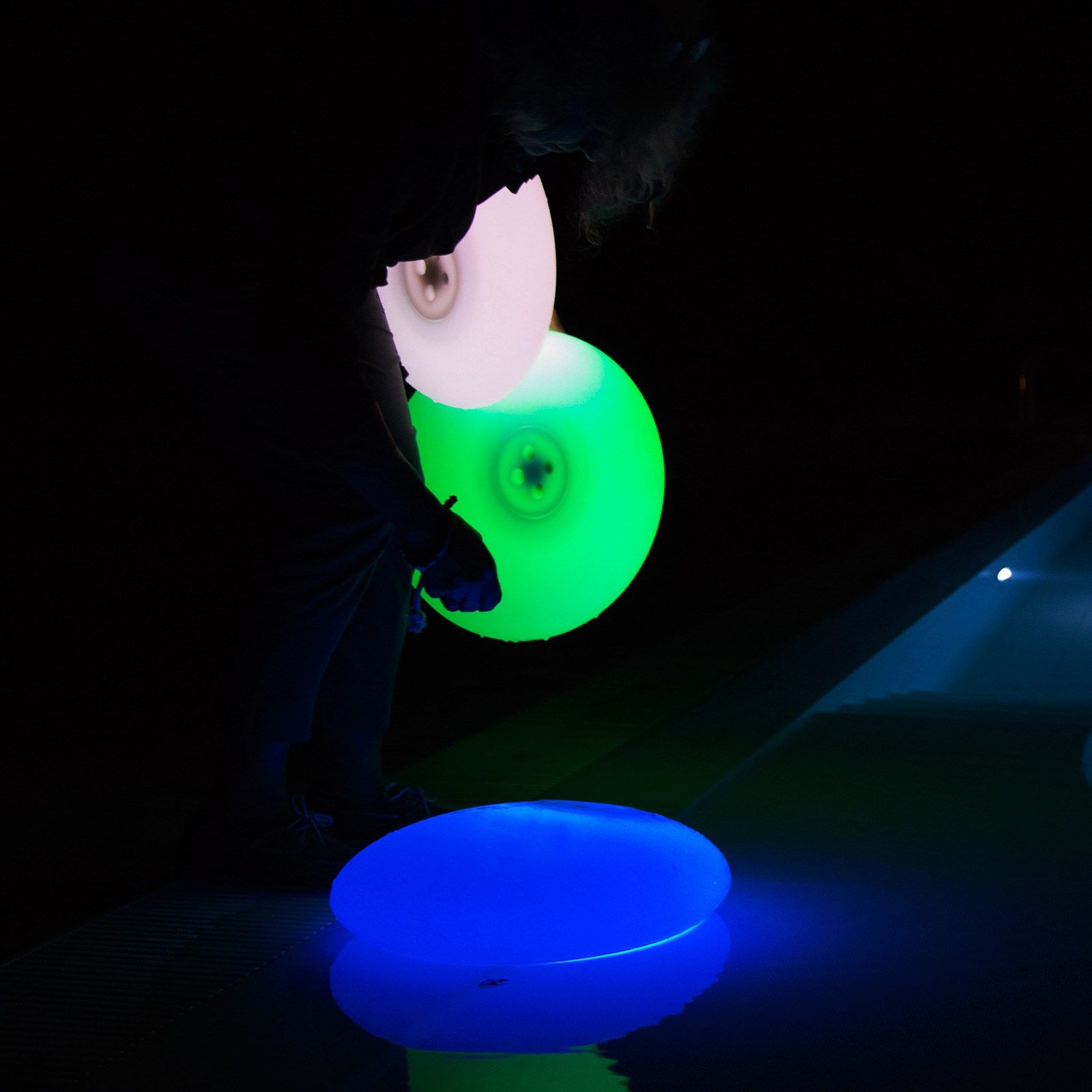 Настольная или плавающая лампа из полиэтилена Martinelli Luce Gloulglou Pol ARCH-00101308 - Вид №7