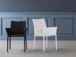 Bonaldo Кожаное кресло с подлокотниками Kayala