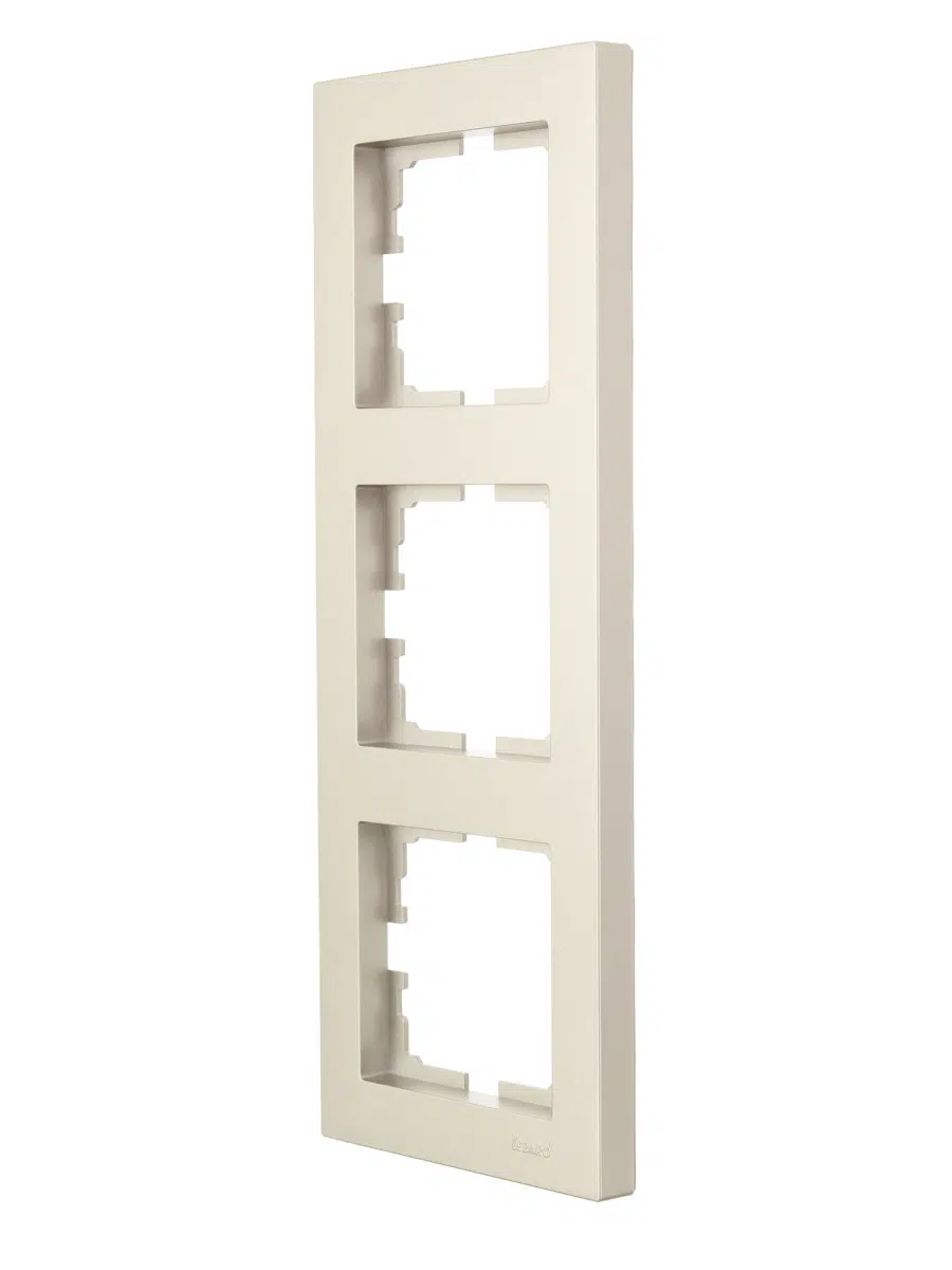 VESNA Рамка 3-ая вертикальная без вст титан LEZARD 742-3700-153 - Вид №1