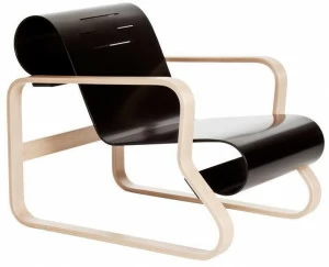 Artek Кресло из дерева с подлокотниками