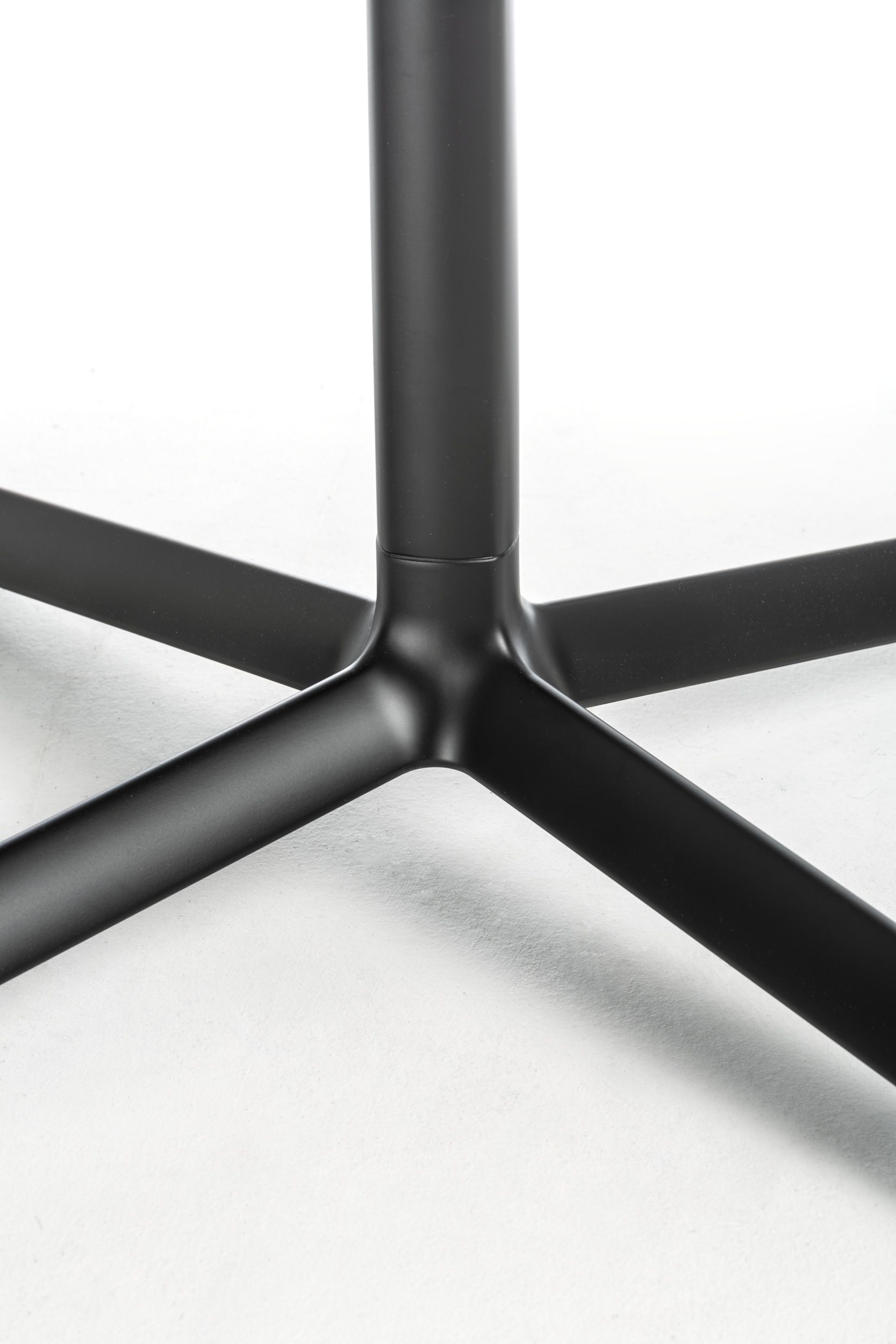 Высокий стол из литого алюминия со спицевым основанием arrmet Clivo ARCH-00103878 - Вид №6