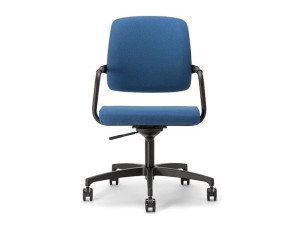 Поворотный стул с подлокотниками