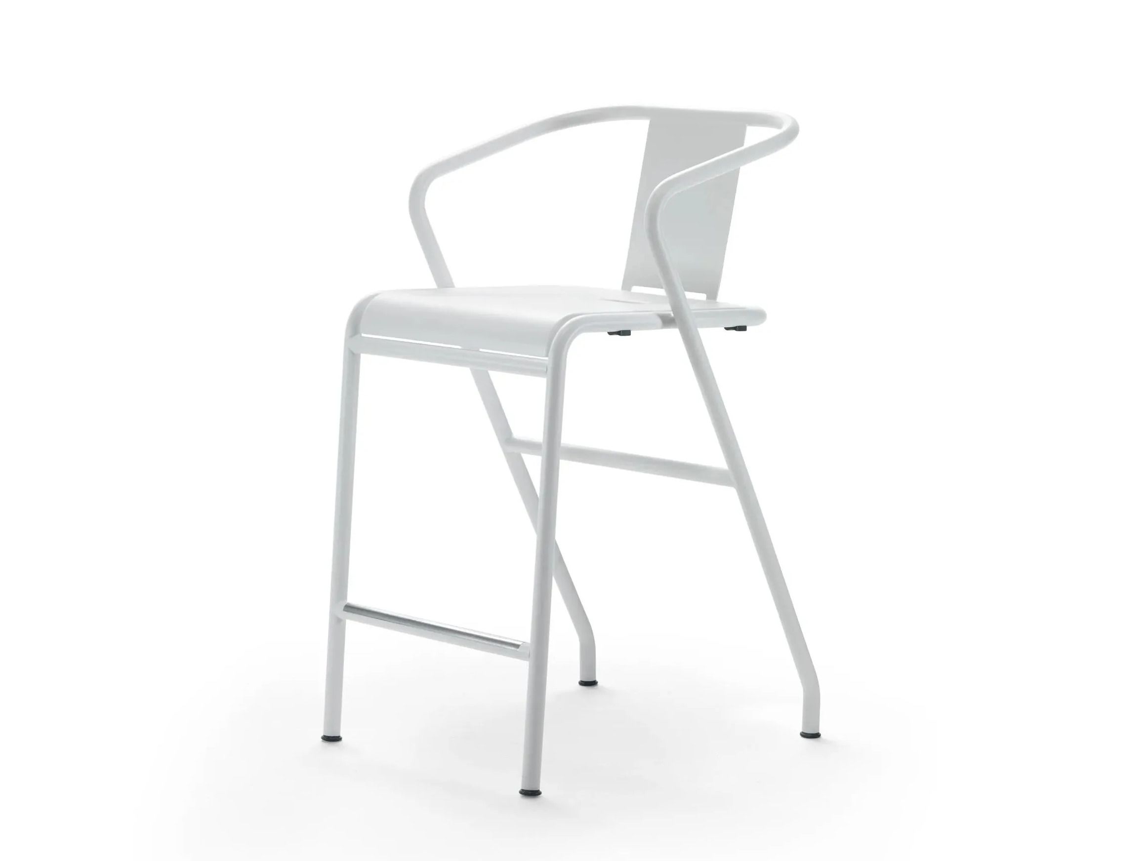 Окрашенный металлический садовый стул с подлокотниками с подставкой для ног Flexform Calipso ARCH-00103105