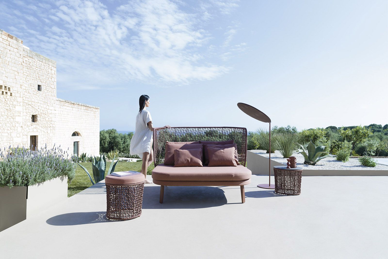 Алюминиевый низкий садовый стул с порошковым покрытием Varaschin Эмма ARCH-00116860 - Вид №4