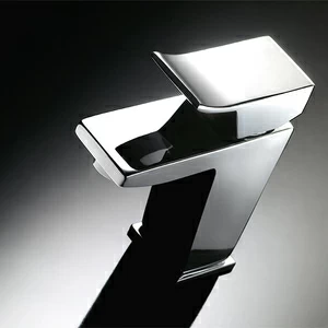 Однорычажный смеситель для раковины с клапаном клик-клак 52.004C MAIER SURF