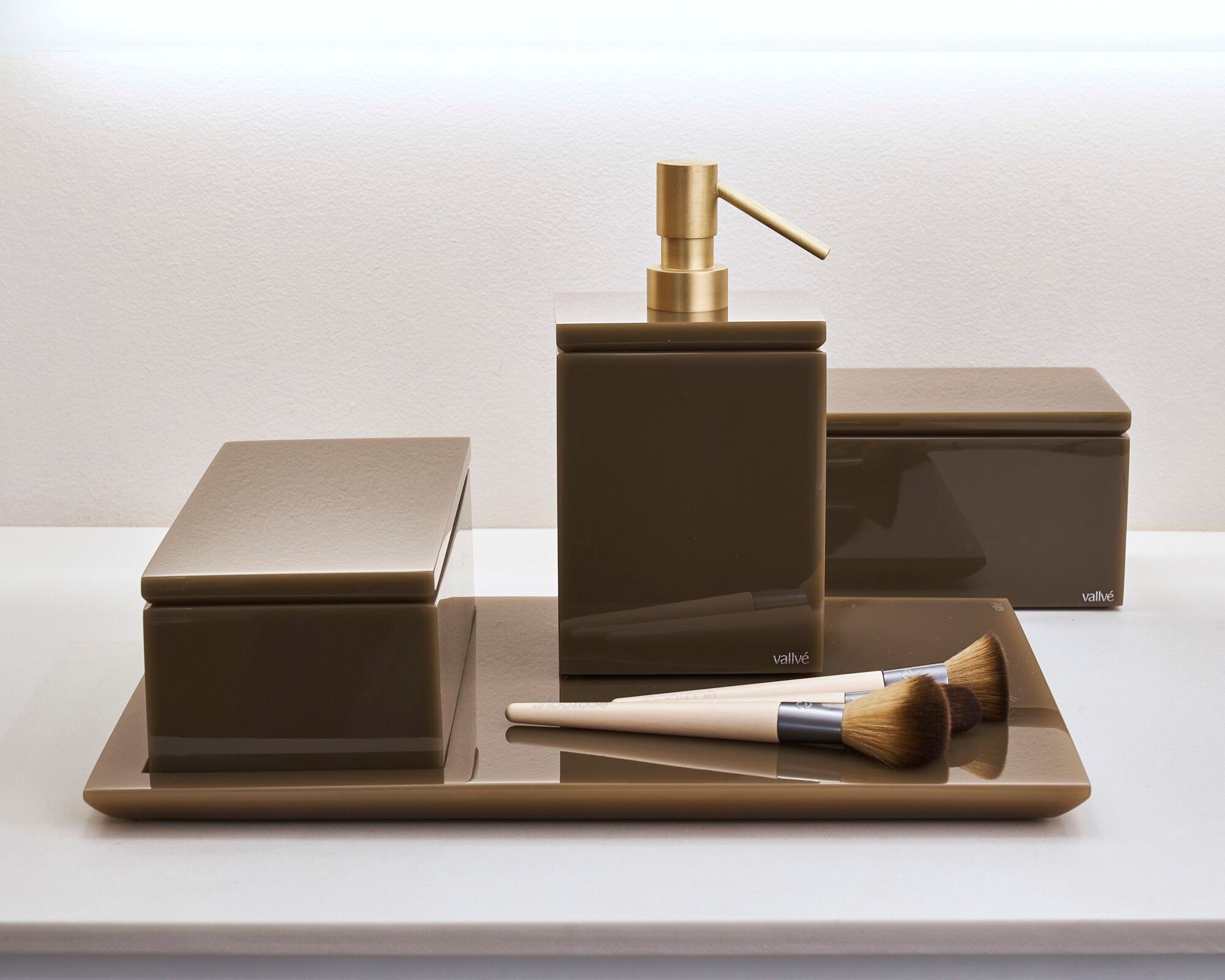 Диспенсер для мыла из смолы Vallvé H ARCH-00016356 - Вид №2