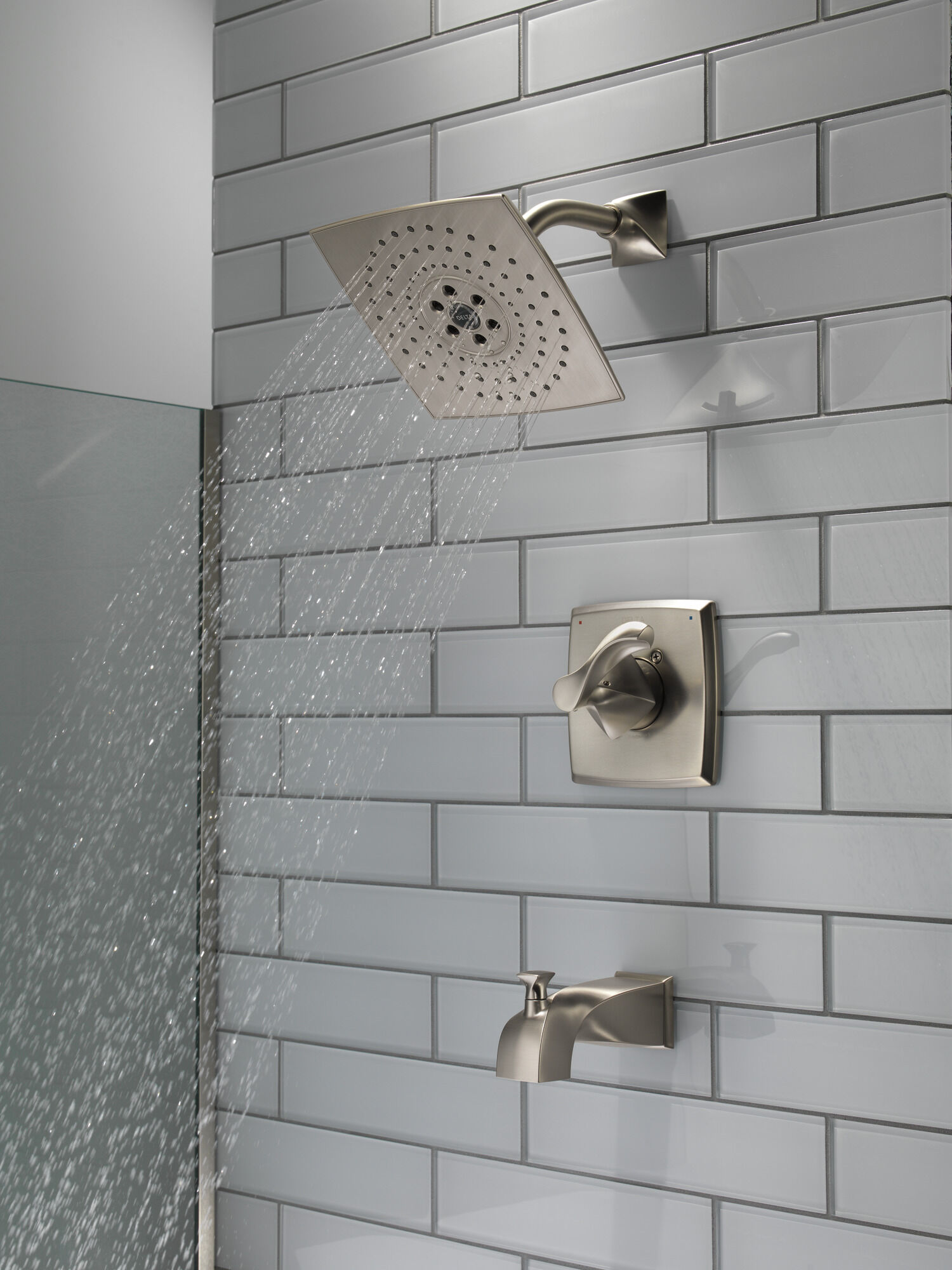 144741-SP Для ванны и душа Monitor® серии 14 Delta Faucet Everly Матовый никель Spotshield  - Вид №9